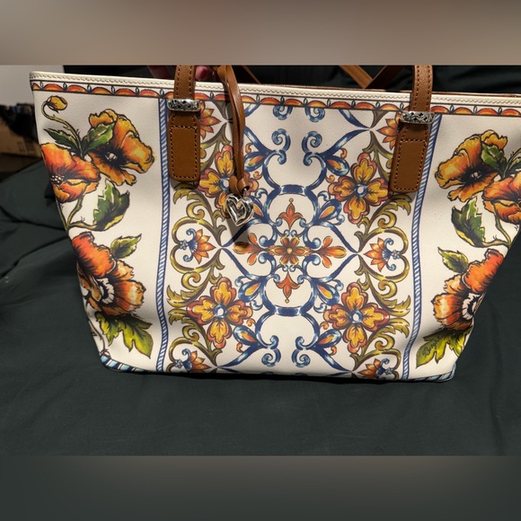 Brighton Bella Lucca Handbag - Picture 7 of 9